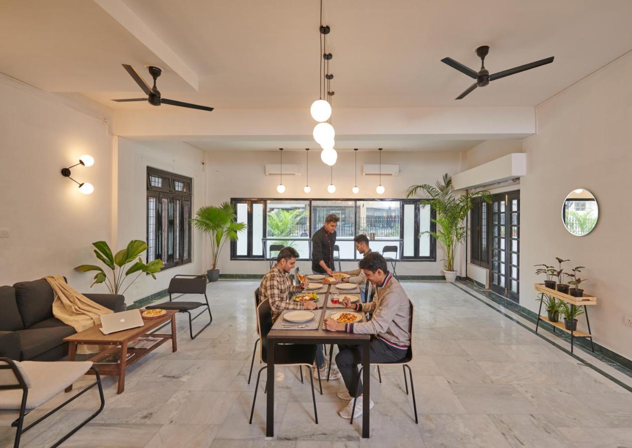 Poshtel Vns Apartment Varanasi Ngoại thất bức ảnh